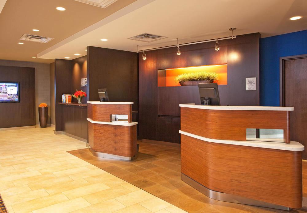 Courtyard Hartford Манчестер Екстер'єр фото