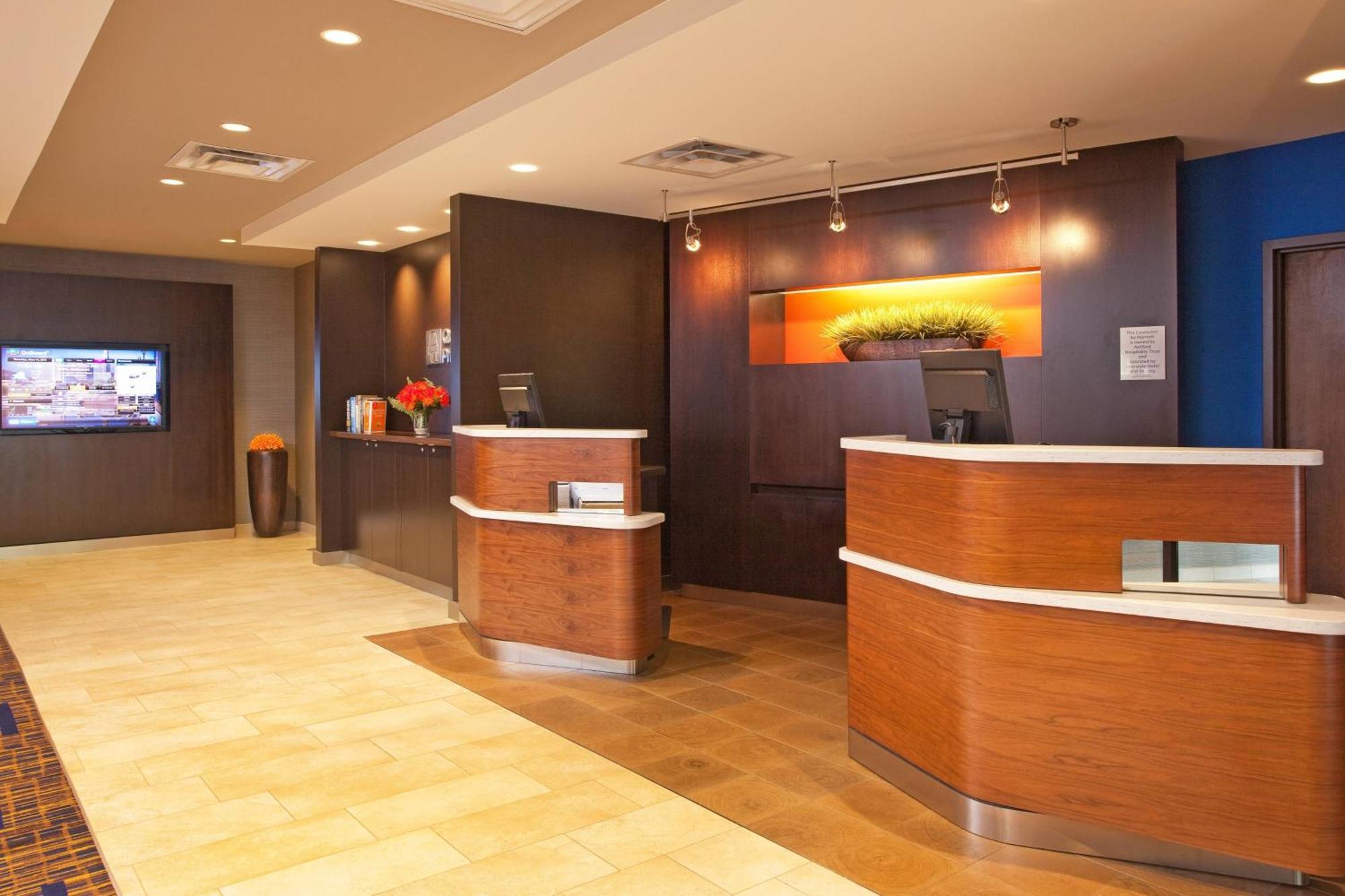 Courtyard Hartford Манчестер Екстер'єр фото