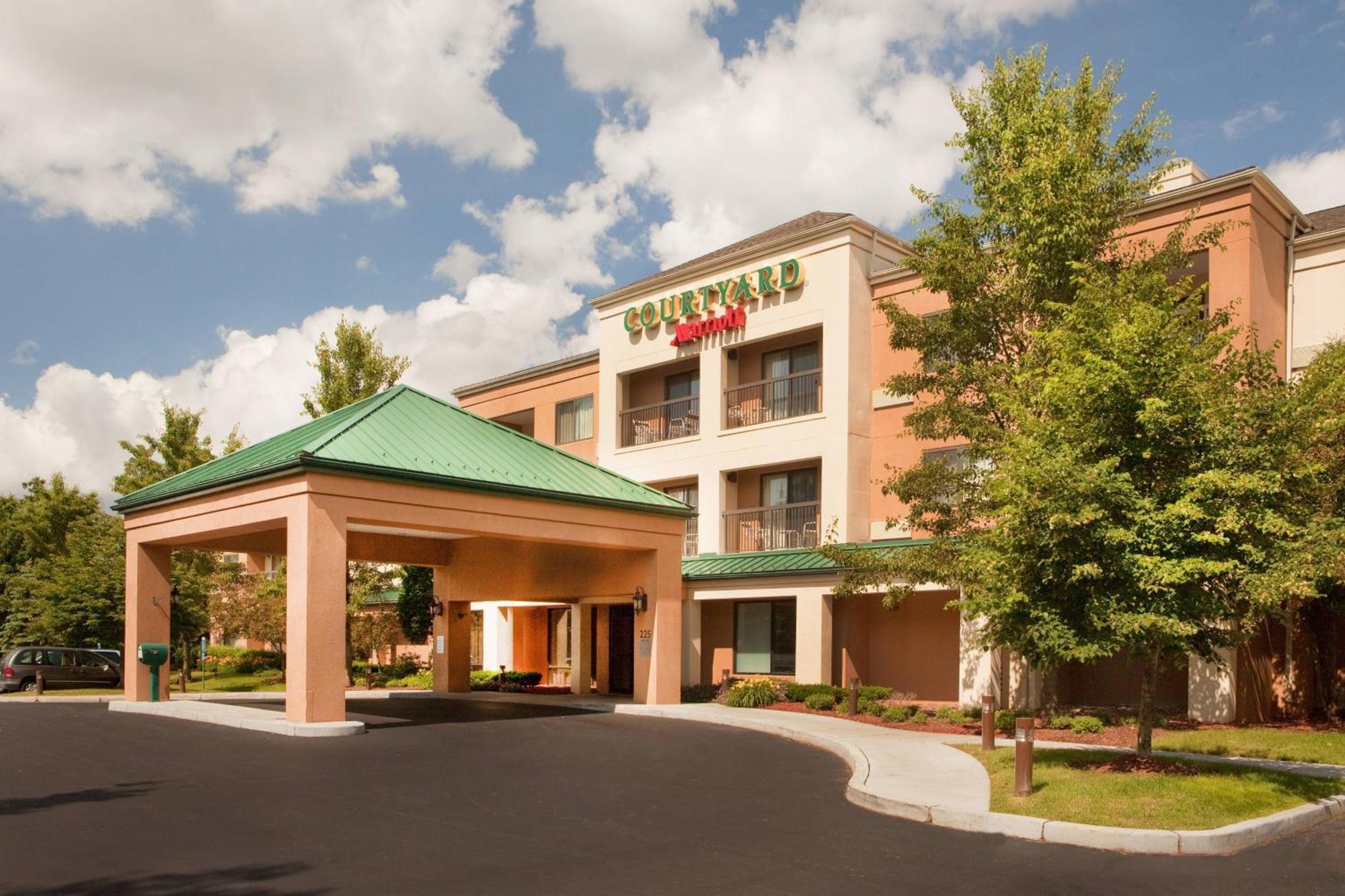 Courtyard Hartford Манчестер Екстер'єр фото