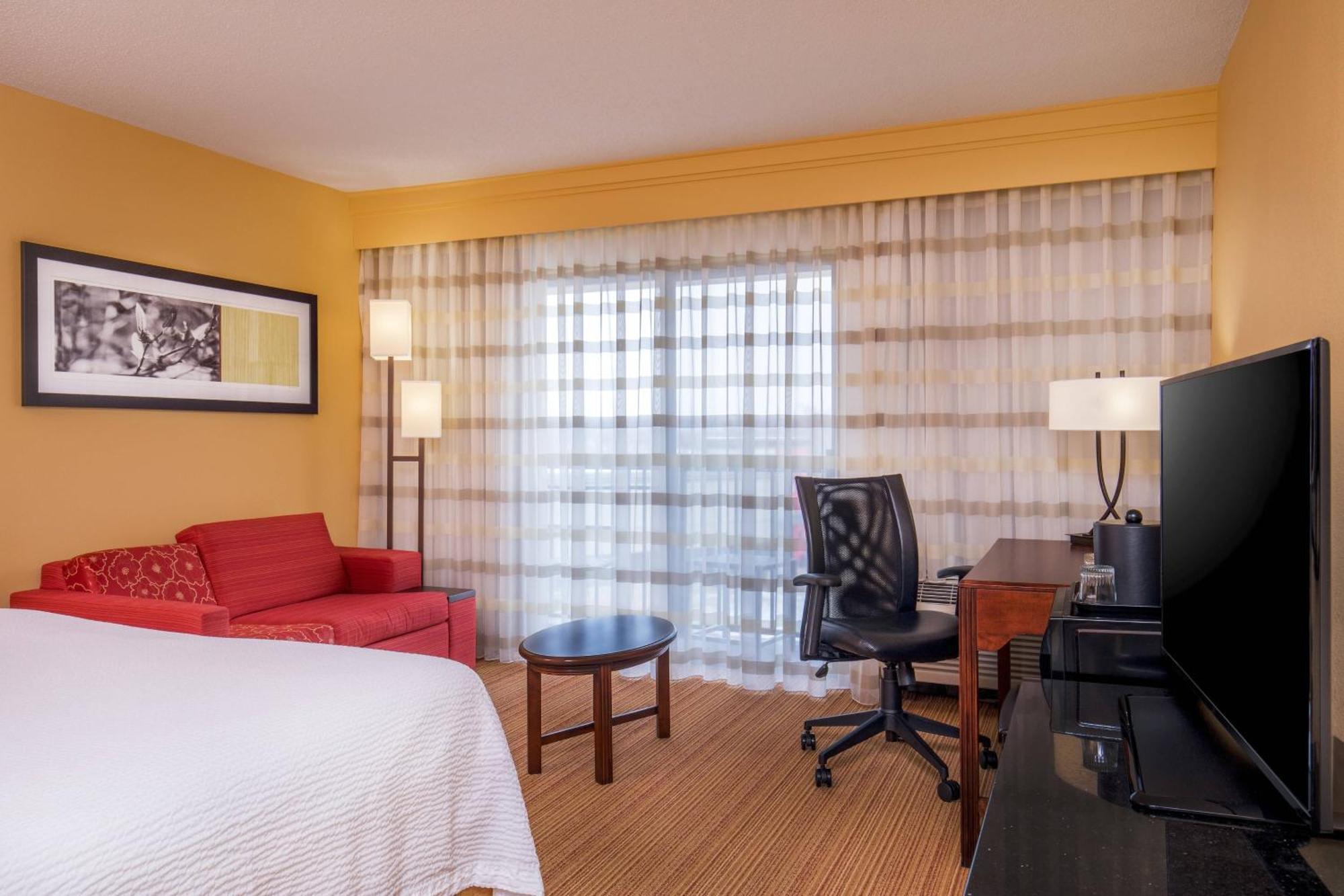 Courtyard Hartford Манчестер Екстер'єр фото