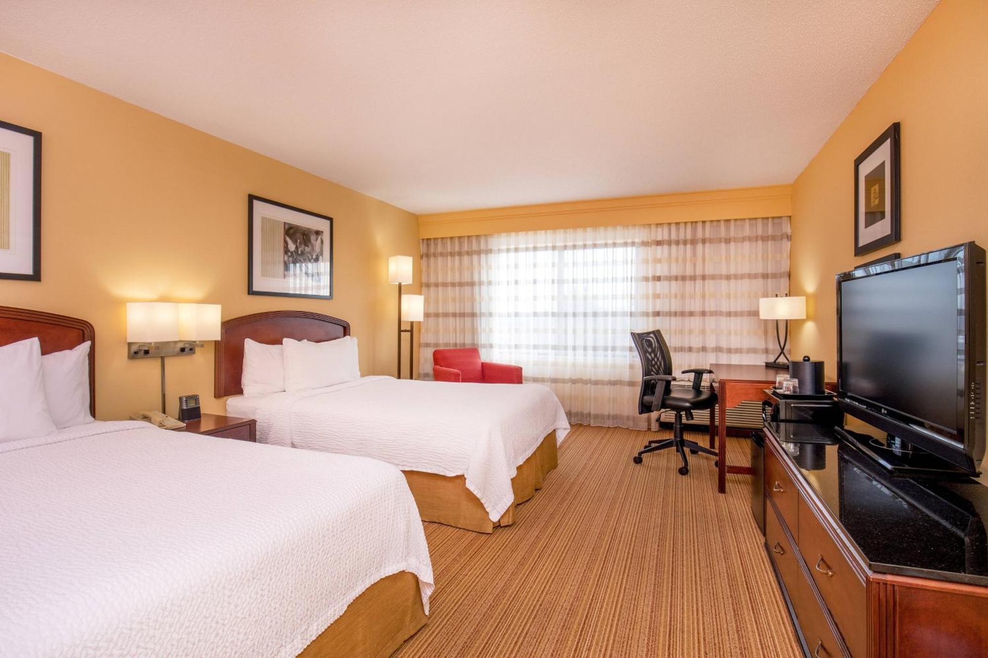 Courtyard Hartford Манчестер Екстер'єр фото