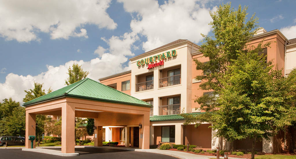 Courtyard Hartford Манчестер Екстер'єр фото